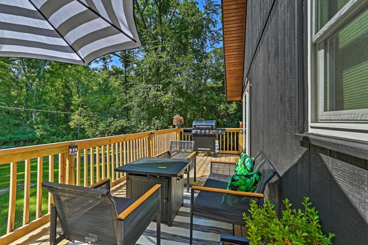 Modern East Stroudsburg Home With Deck And Gas Grill! 外观 照片