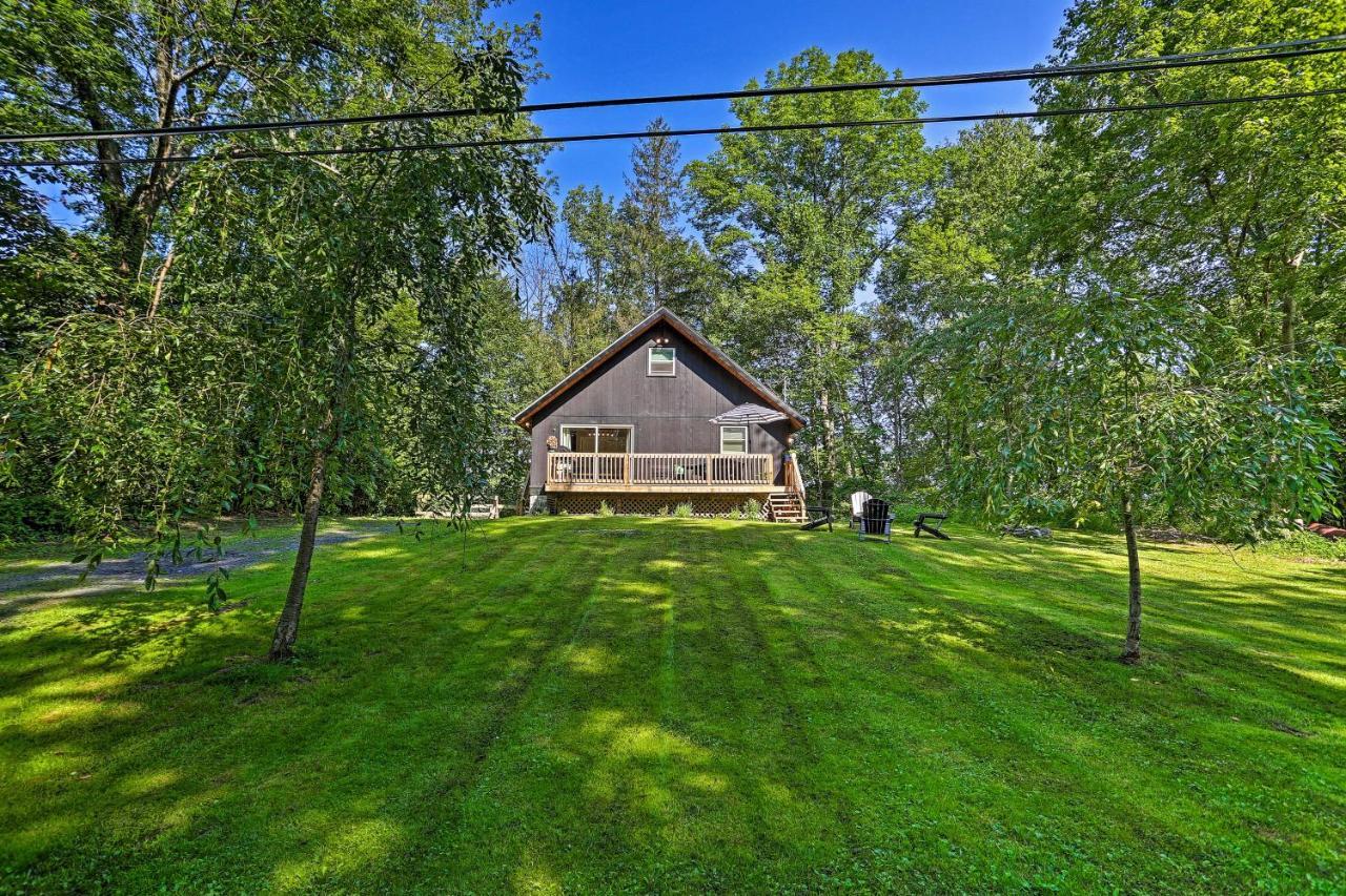 Modern East Stroudsburg Home With Deck And Gas Grill! 外观 照片