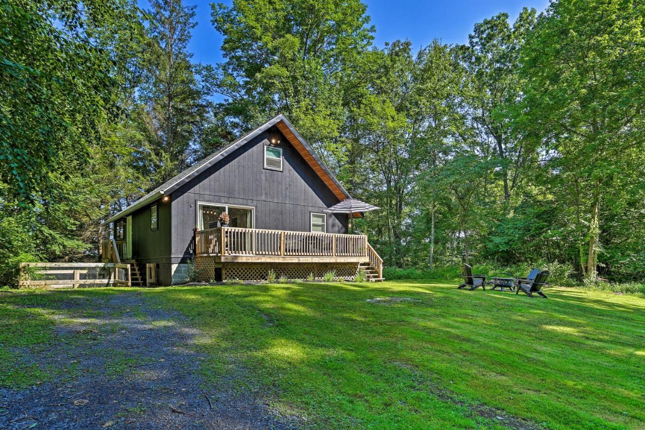 Modern East Stroudsburg Home With Deck And Gas Grill! 外观 照片
